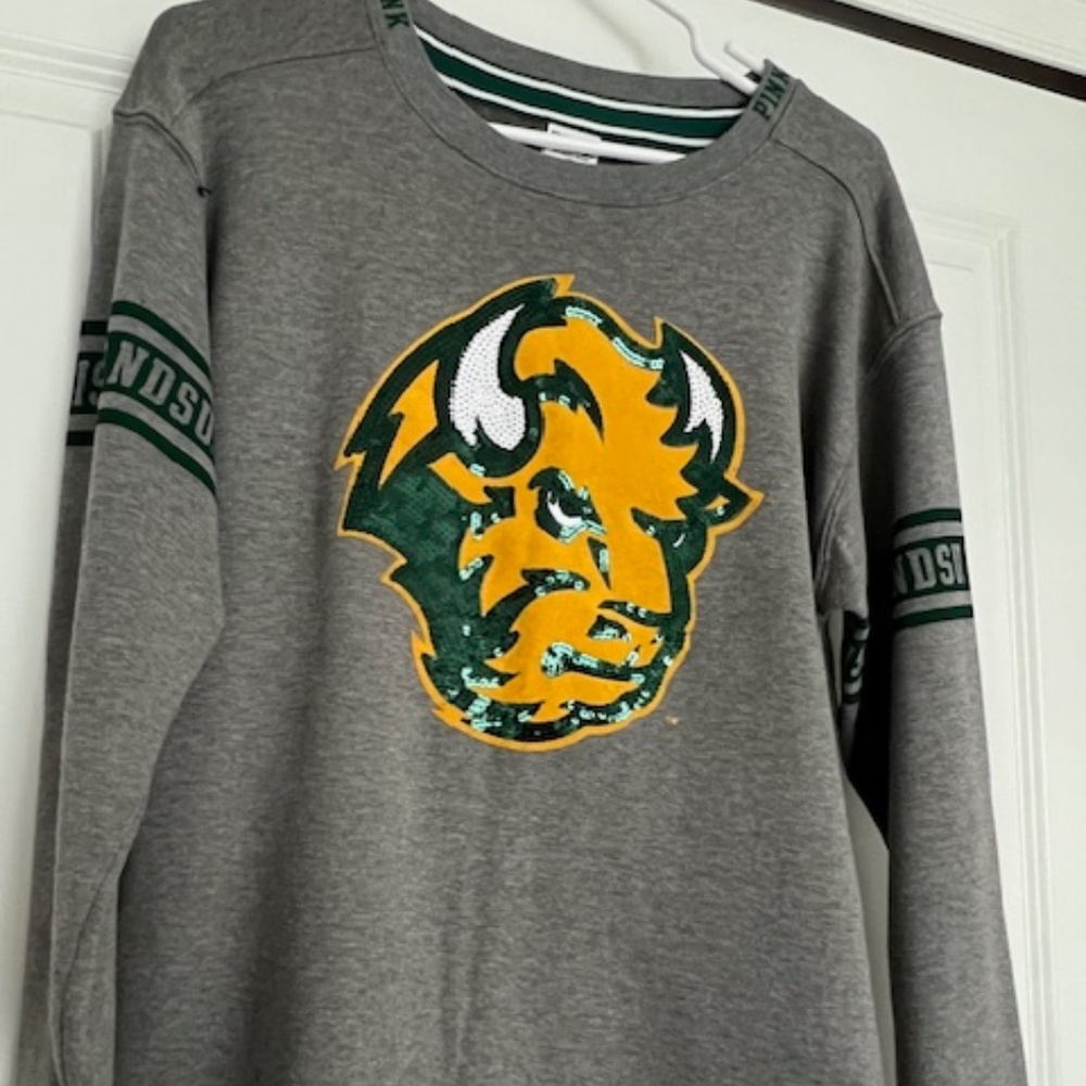 *LIKE NEW* Gray NDSU Sequin Pullover